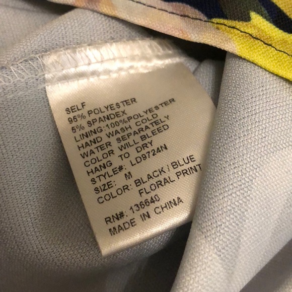 Lulu’s cocktail dress - Picture 6 of 9